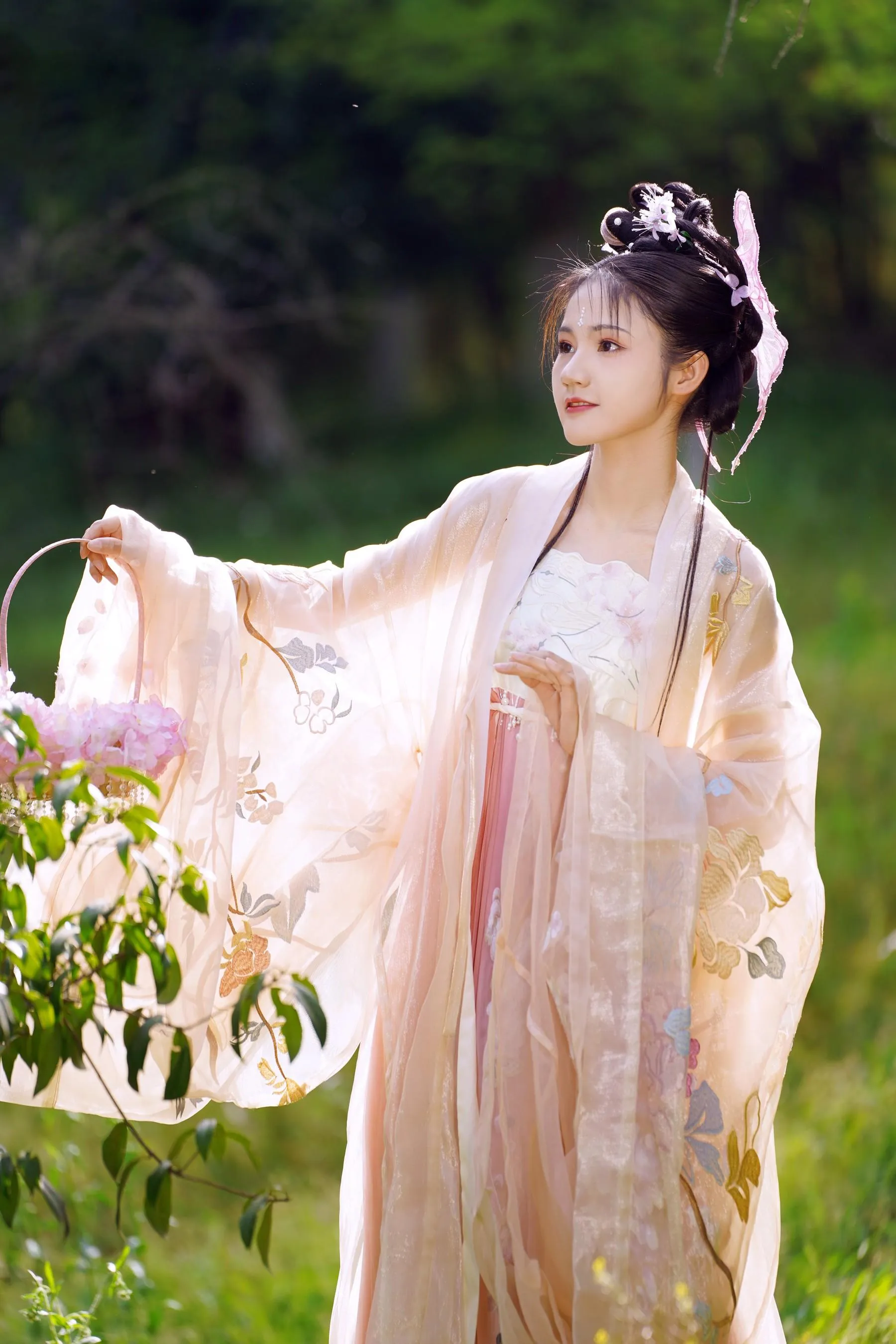 [YITUYU艺图语]2022.07.07 春风裁衣 静子 [21P]插图